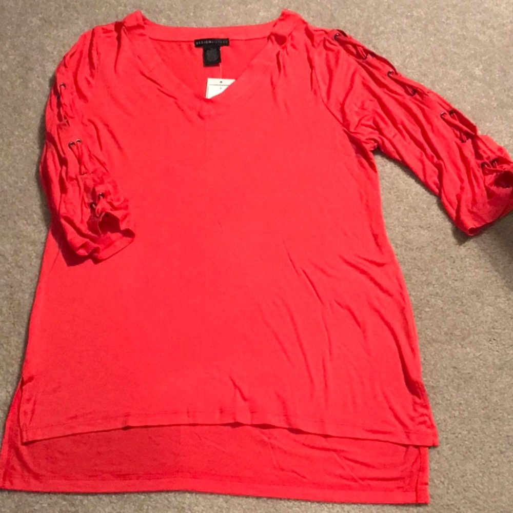 3/4 length lace up sleeve top
